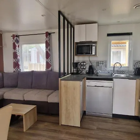 Mobile Cosy Vue Sur L'etang אתר קמפינג